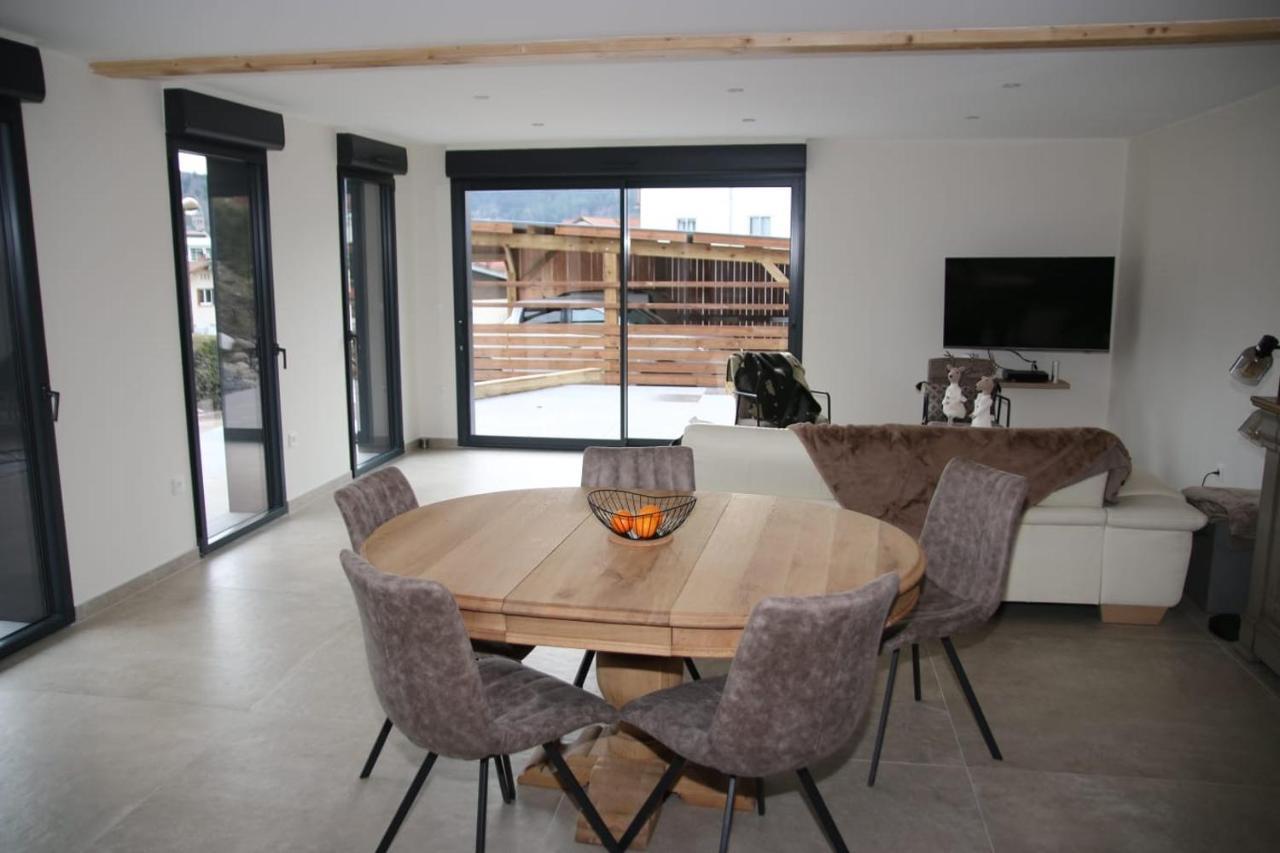 Charmant Chalet, Spacieux, Proche Du Lac, Vue Sur La Montagne ジェラールメ エクステリア 写真